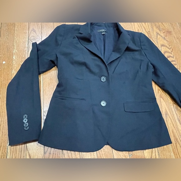 Ann Taylor Elegant Black Blazer - Picture 3 of 8